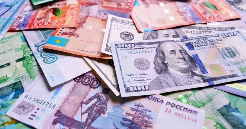 Рубль и&nbsp;тенге продолжают дорожать к&nbsp;сому. Курс валют на&nbsp;22&nbsp;января 